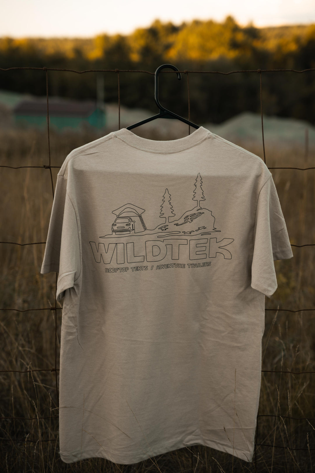Le Outliner - T-Shirt